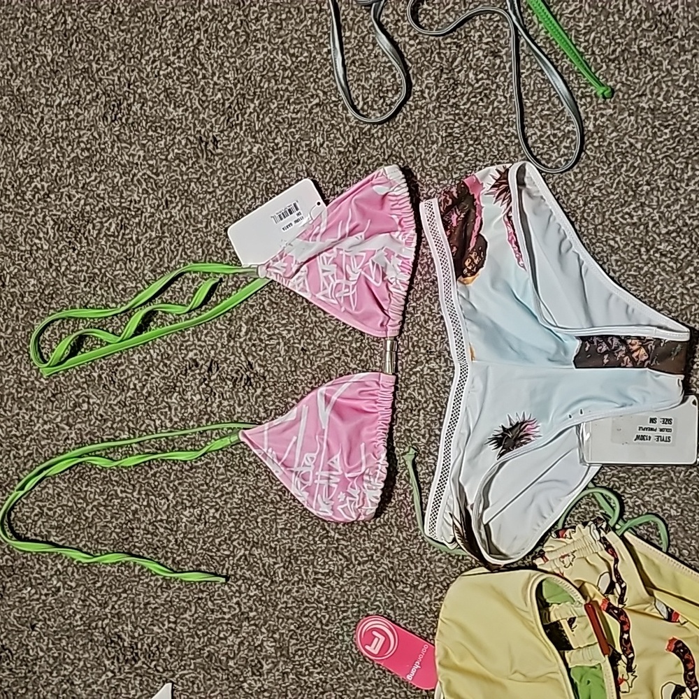 Bikini sets - Picture 8 of 13